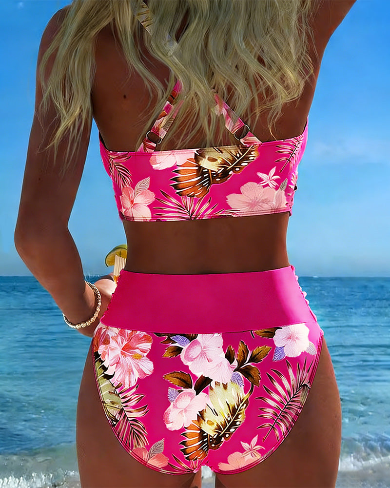 Bikini avec motif floral contrasté et fente