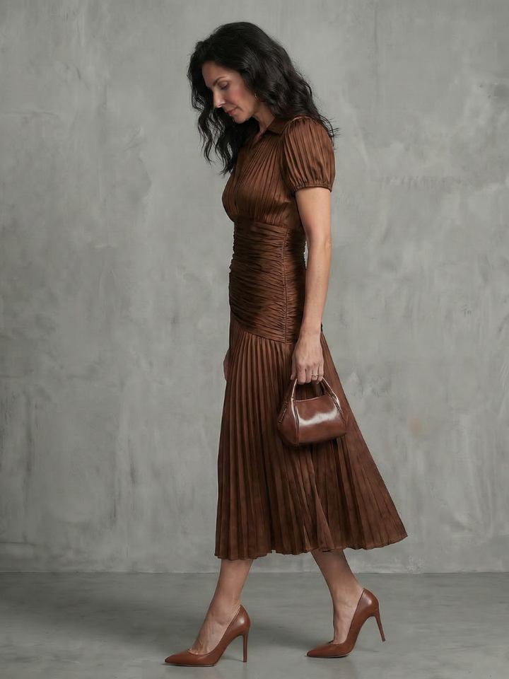 Theodora | Robe midi à taille plissée et rayures