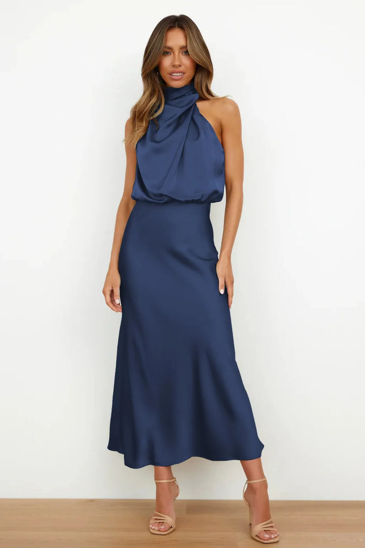 Robe en avec Découpe