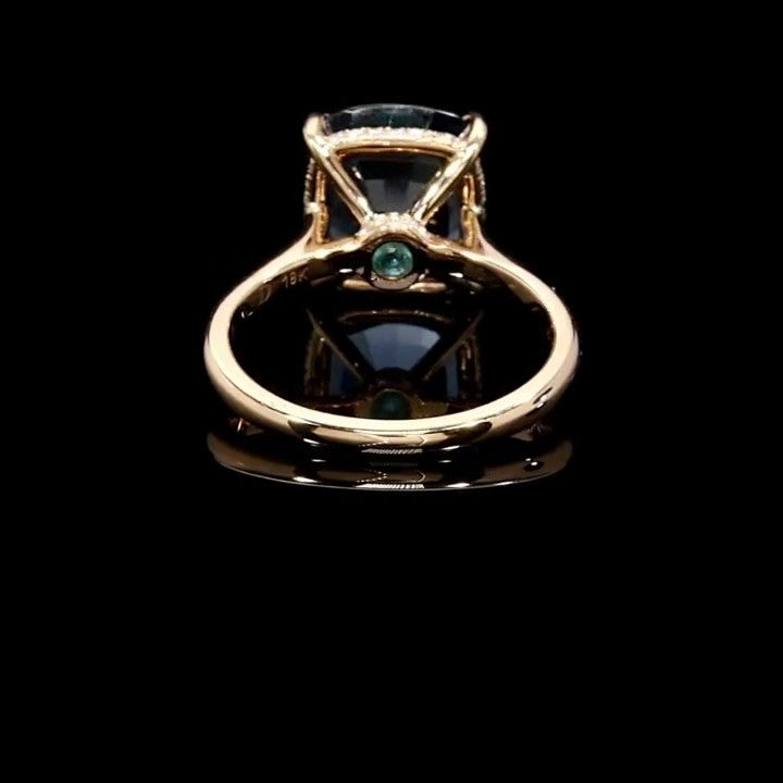 Safiya™ | Bague saphir bleu coussin or rose
