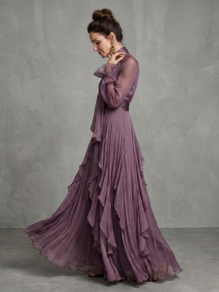 Demetria | Robe maxi à col noué et volants
