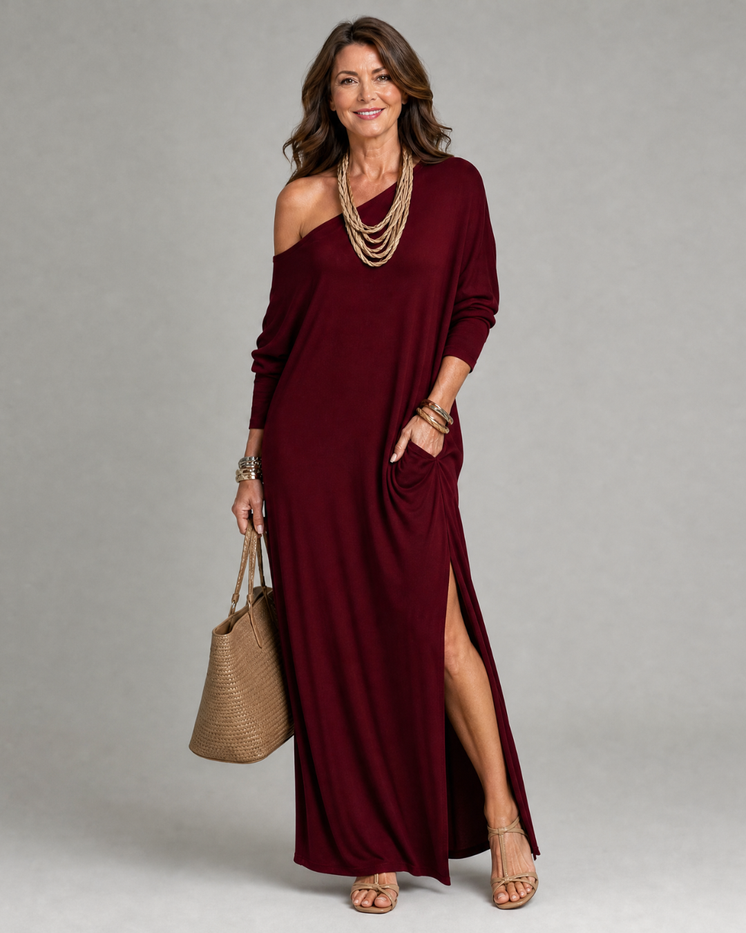 Asterelle | Robe midi fluide à épaule dénudée et fente latérale