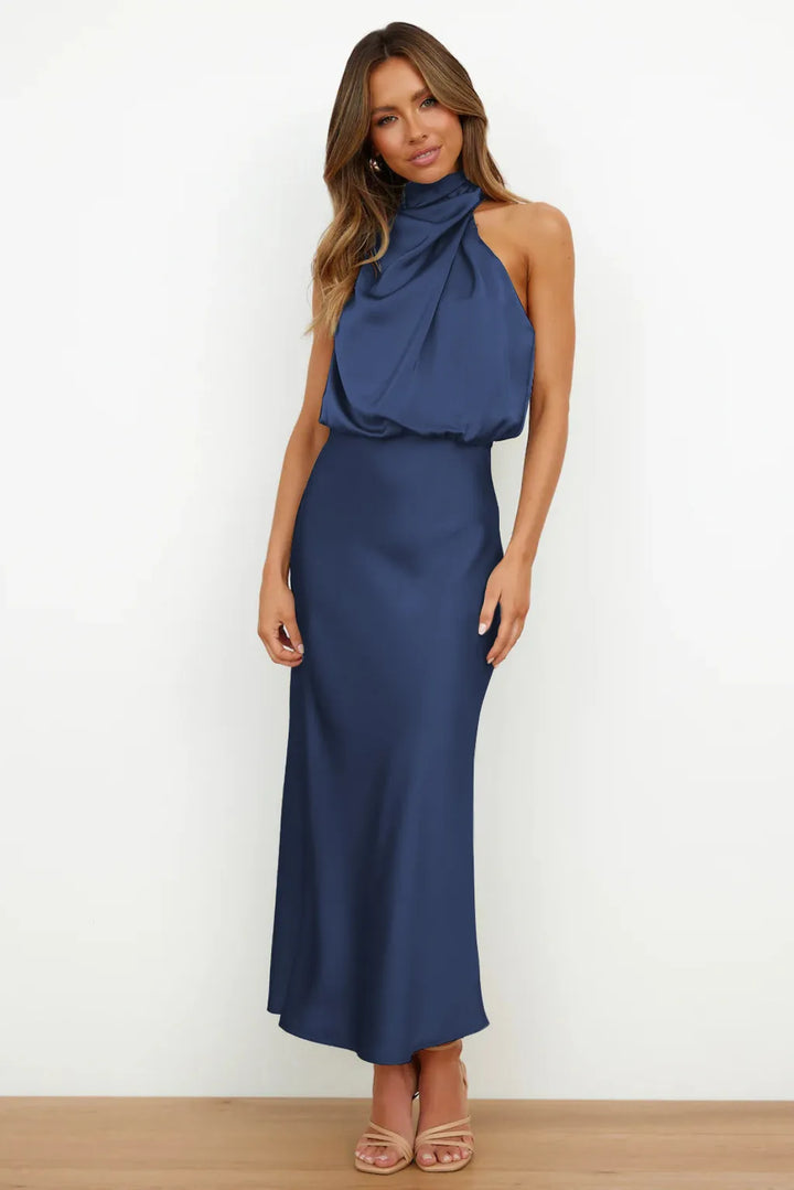 Robe en avec Découpe