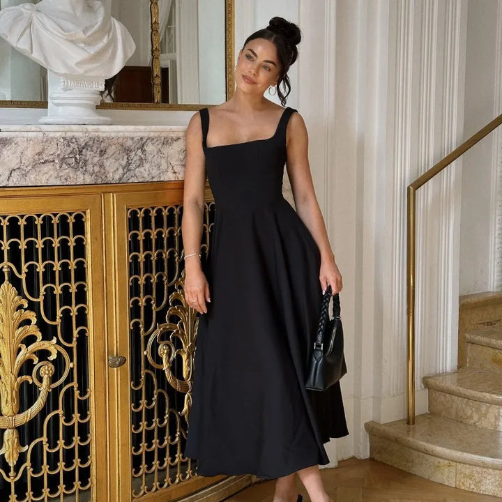 Robe à Cadre Aiguisé