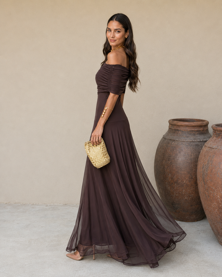 Robe Toledo en couleur marron