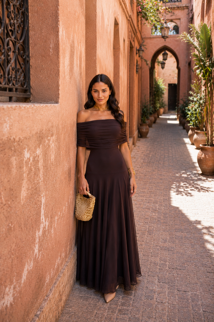 Robe Toledo en couleur marron