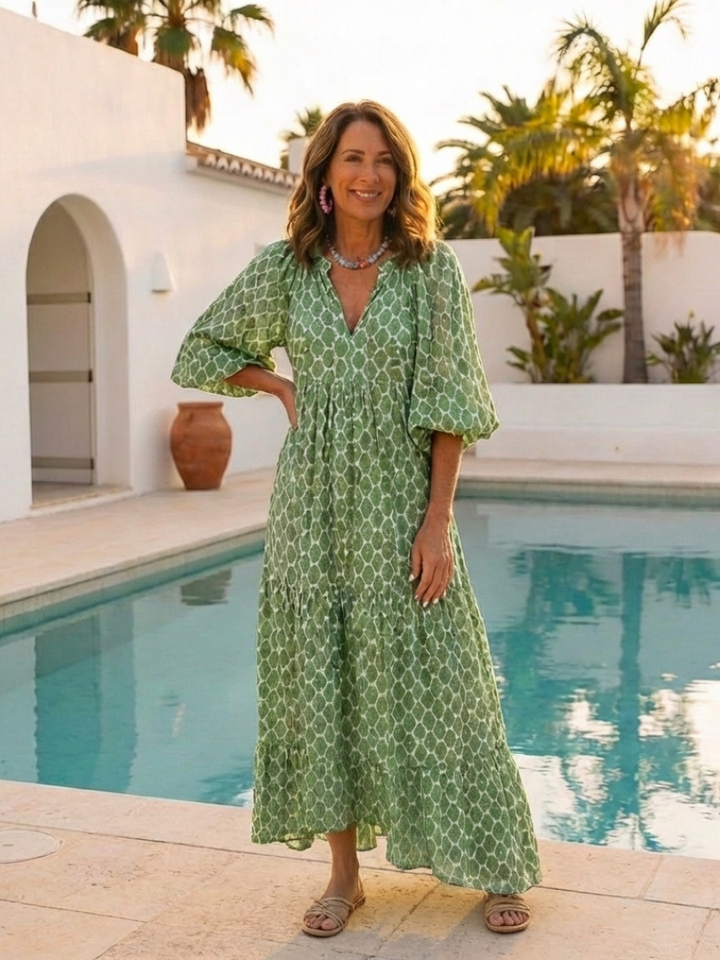 Apolline | Robe Midi à Manches Trois Quarts et Col en V à Motifs