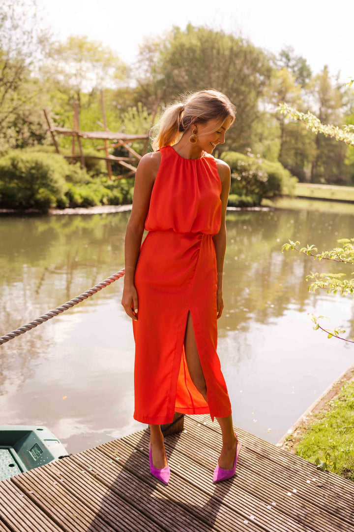 Leonie™ | Robe midi sans manches avec col montant