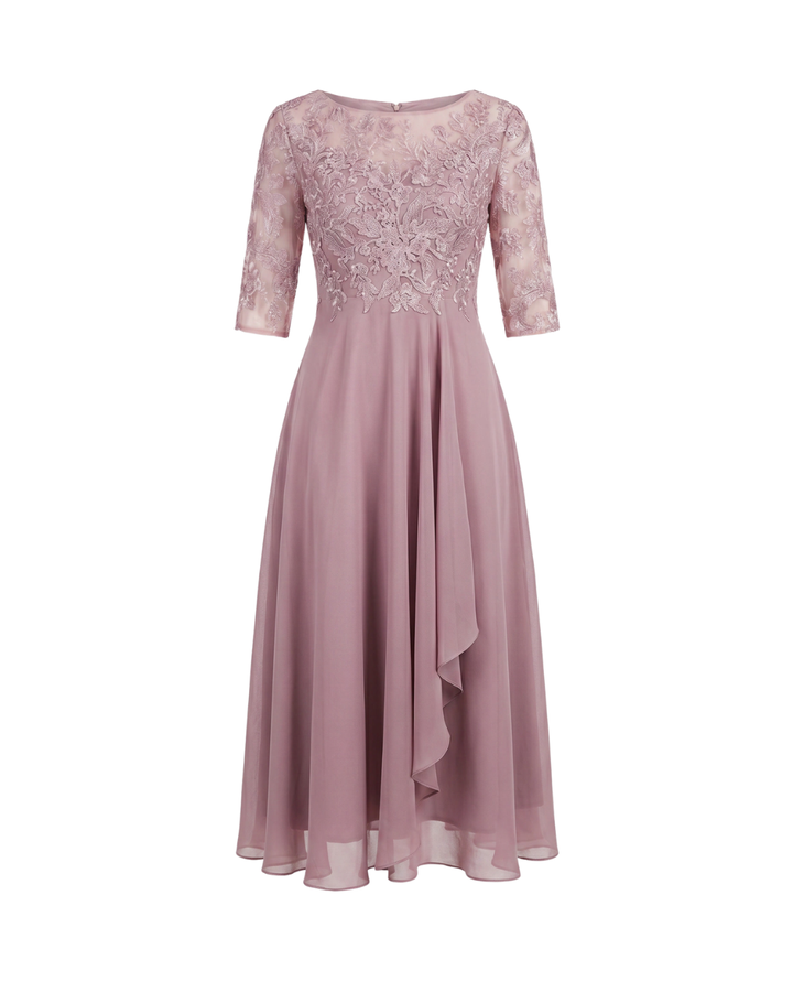 Robe en Dentelle d'Automne