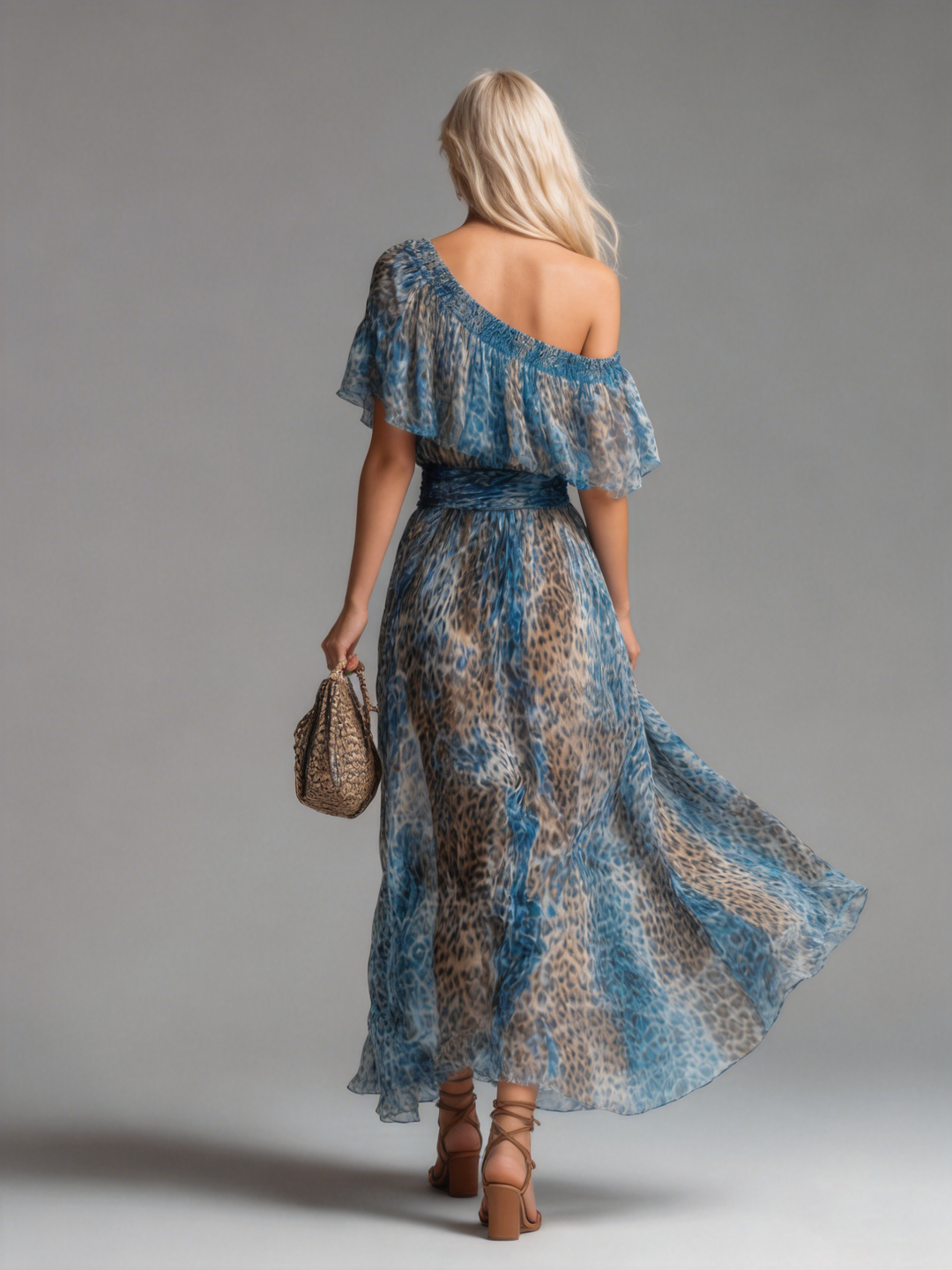 Selvaggia - Robe longue en chiffon avec imprimé léopard et épaules nues