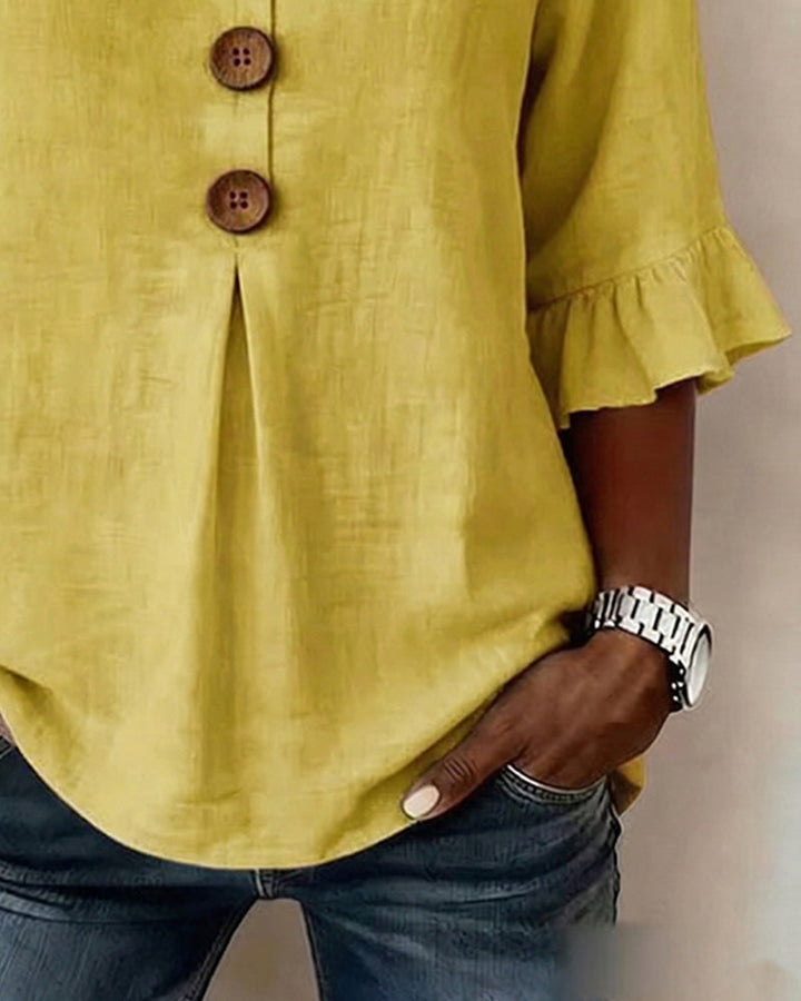 Blouse Sophia unie en coton-lin avec boutons en bois et volant