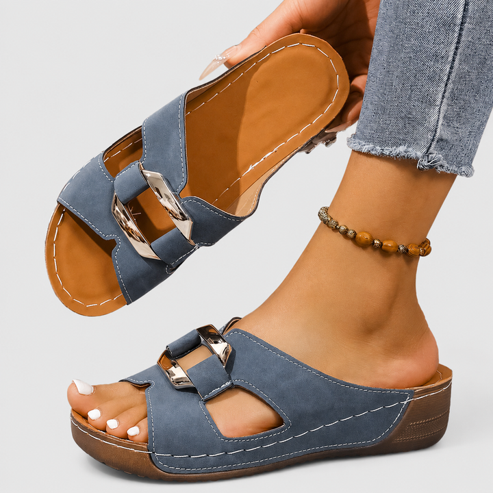 Sandales à Boucle Chic