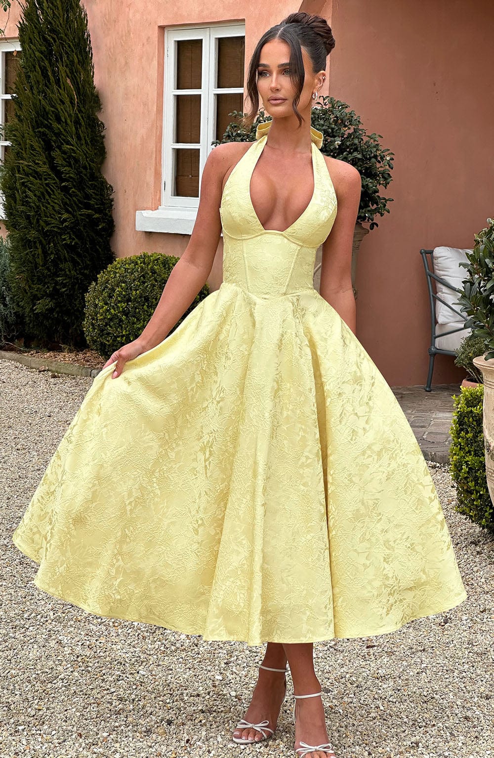 Esmeralda™ | Robe à encolure halterneck