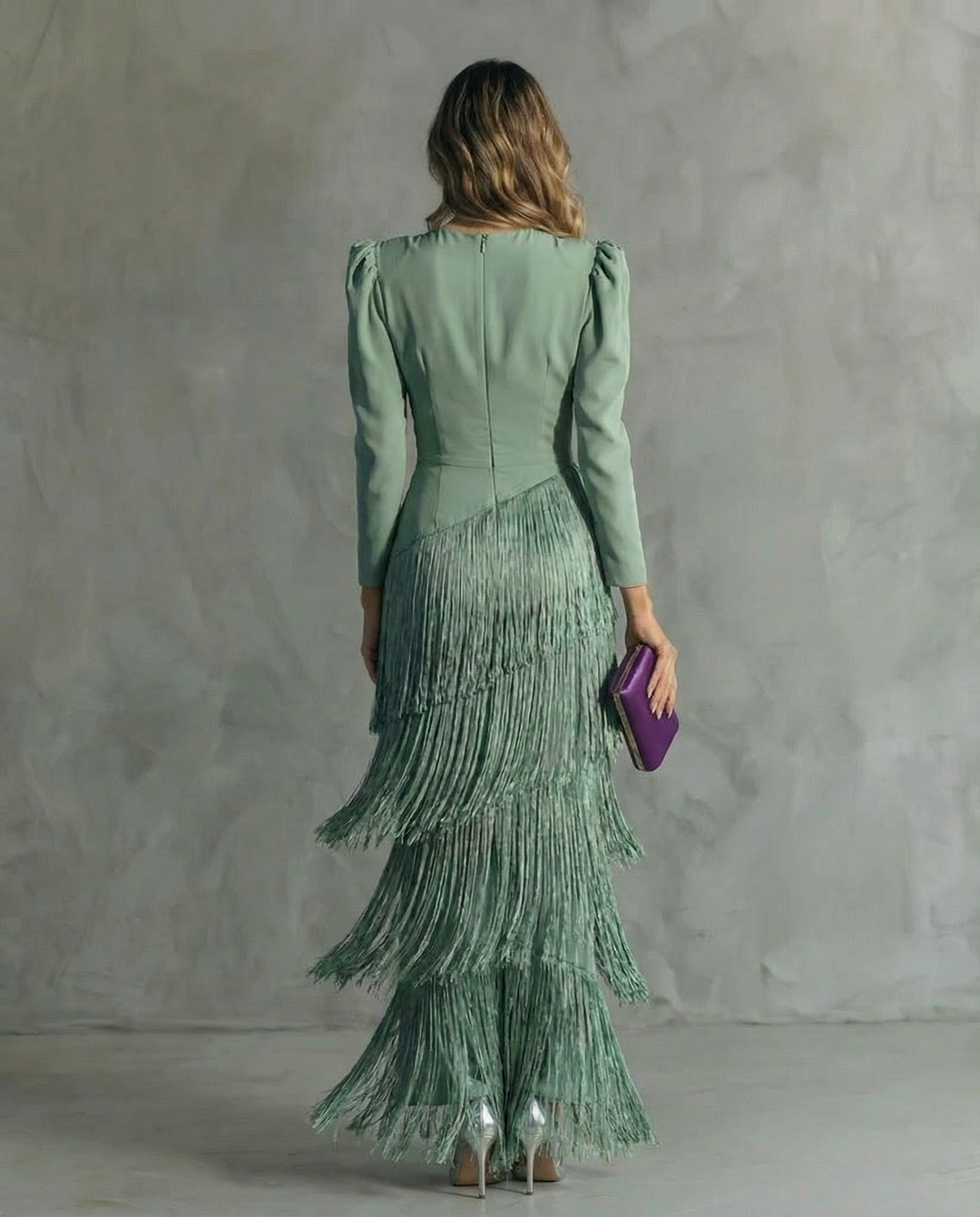 Chiara - Robe élégante avec franges