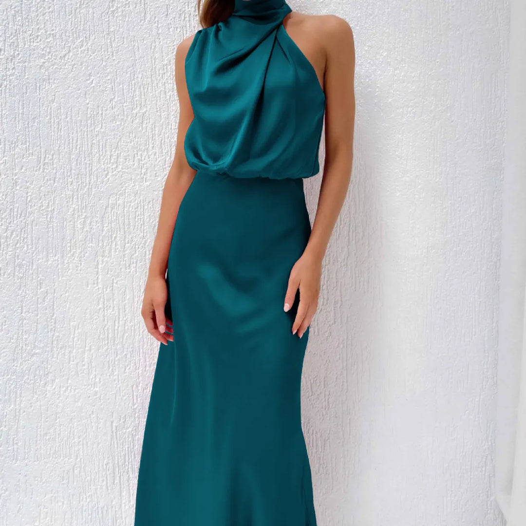 Robe en avec Découpe