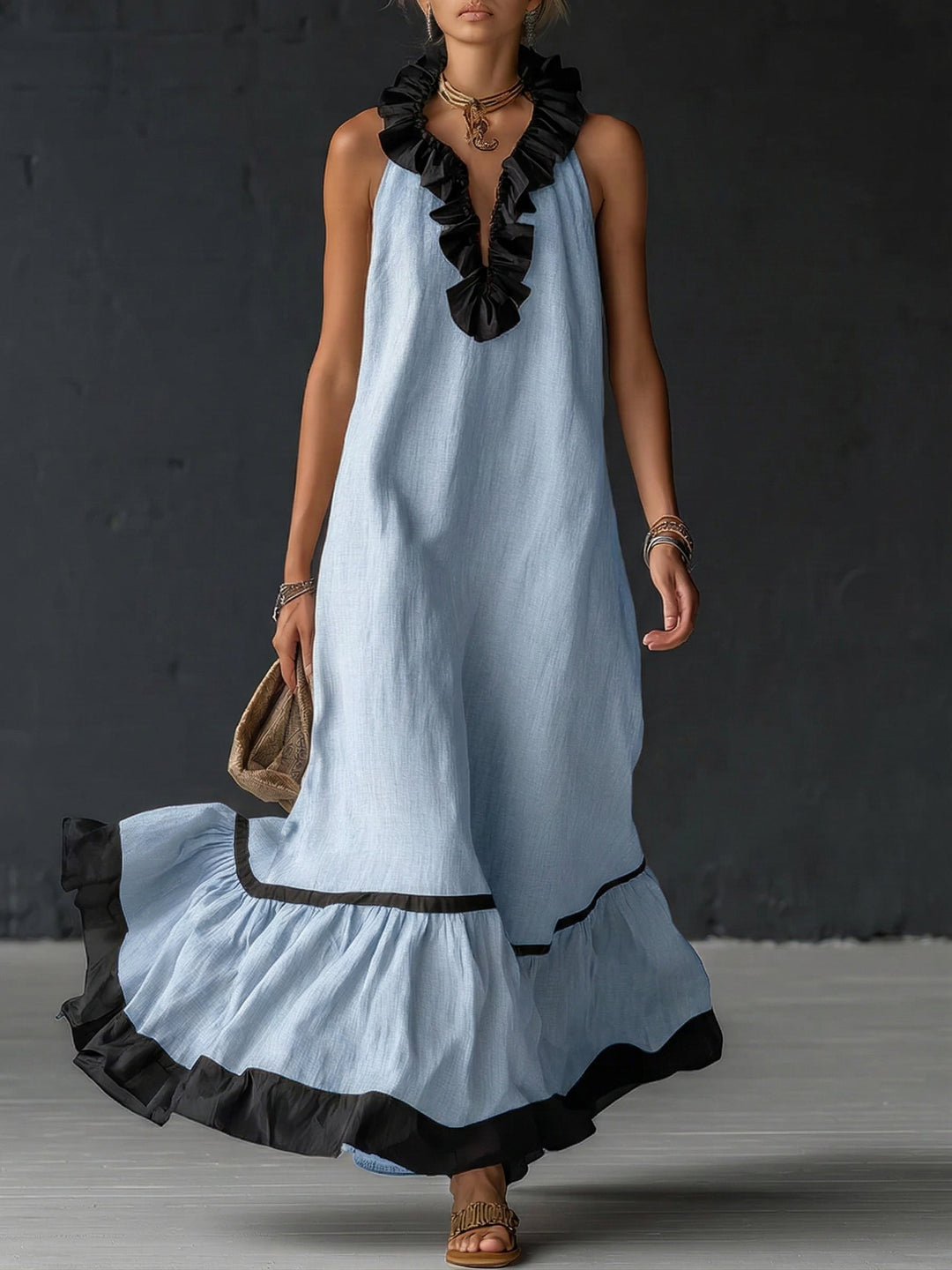 Robe maxi élégante et romantique avec volants et blocs de couleur