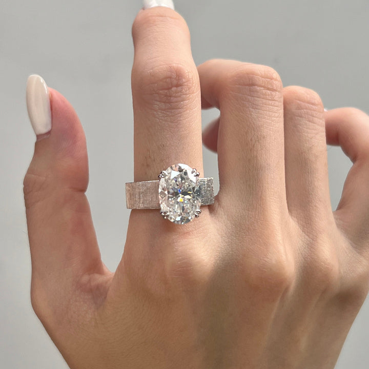 Yvonne™ | Bague de fiançailles ovale bande large